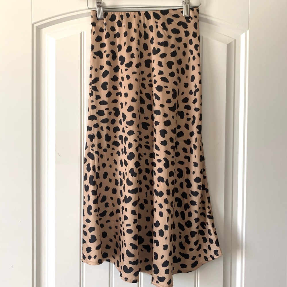 LEOPARD Midi Skirt✨